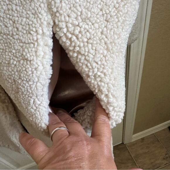 J. Crew women’s faux fur jacket size 24 cream - Picture 10 of 10